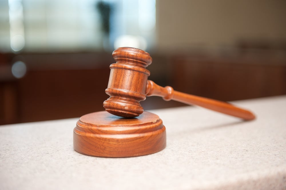 Justice, juge