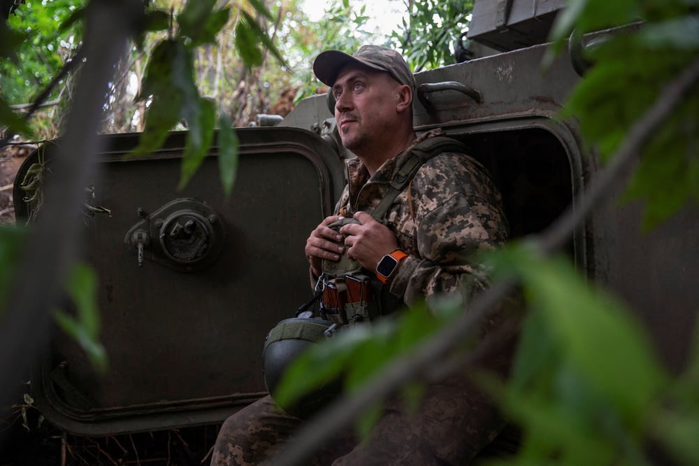 Un soldat ukrainien dans la region de donetsk