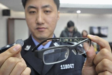 triche en chine lunette auditive