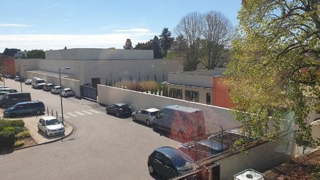 Les deux bâtiments récemment inaugurés