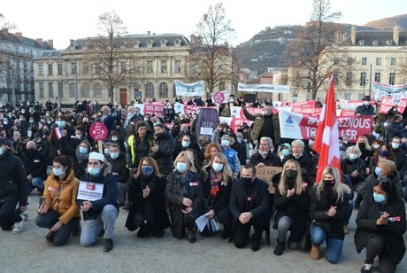 manifestation UMIH Grenoble 2