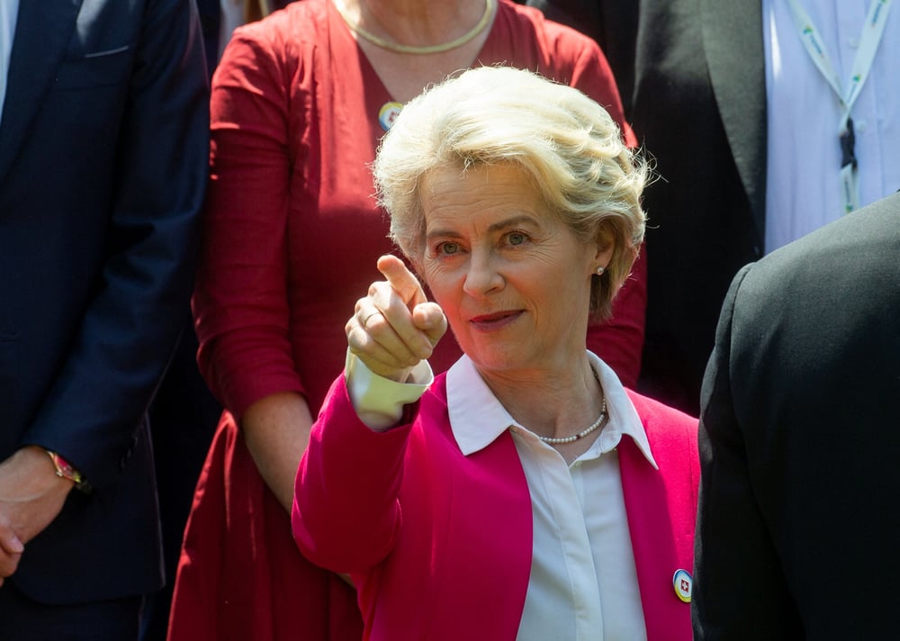 Von der leyen en azerbaidjan en vue de sceller un accord sur le gaz