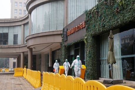 Coronavirus: fin de la periode d'isolement pour les experts de l'oms a wuhan