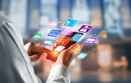 La relation client, entre intelligence artificielle et émotionnelle
