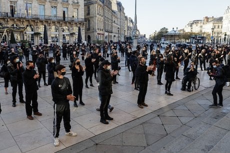 Manifestation métiers non essentiels à Bordeaux