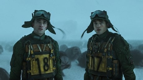 « Mickey 17 », de Bong Joon-ho, avec Robert Pattinson, Mark Ruffalo, Toni Collette, Naomi Ackie, Anamaria Vartolomei. 2 h 19. Sortie mercredi.