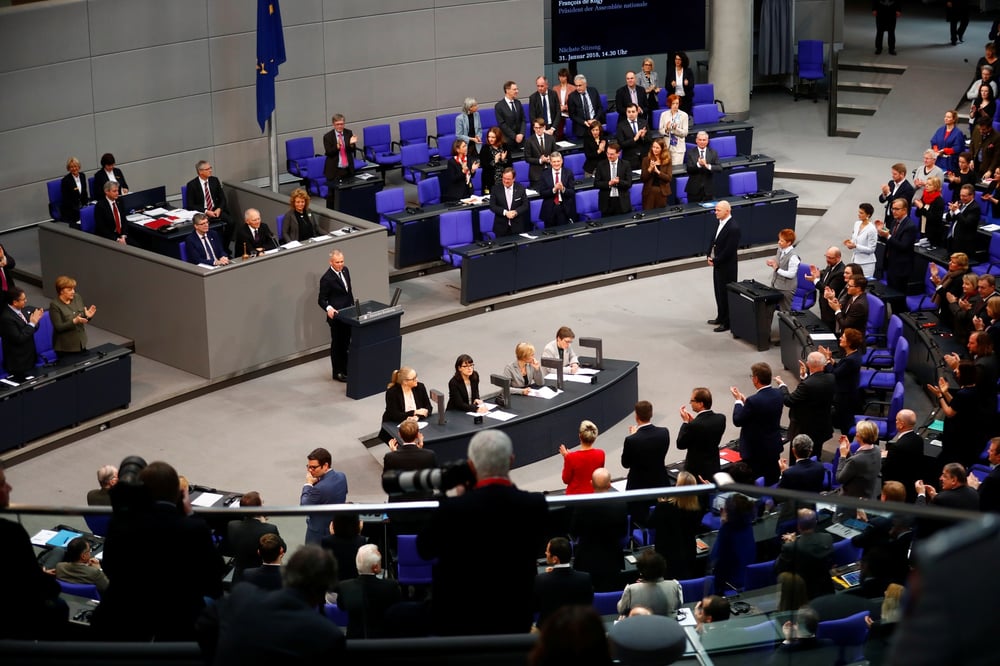 Assemblee et bundestag pour un nouveau traite de l'elysee