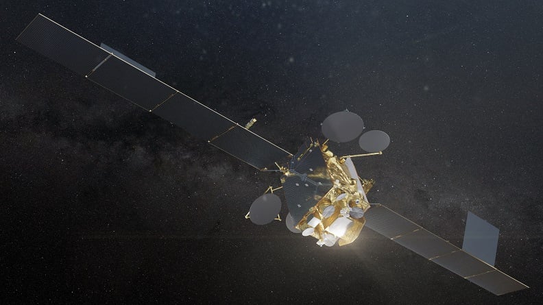 Syracuse IV B Thales Alenia Space Airbus Space
