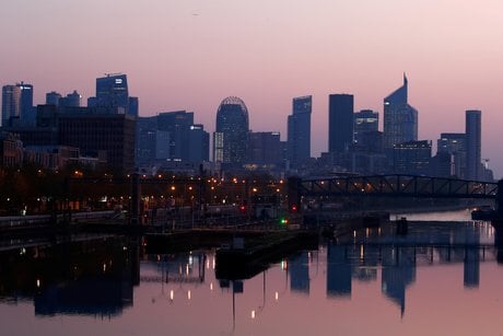 France: les creations d'entreprises chutent de 25,5% en mars
