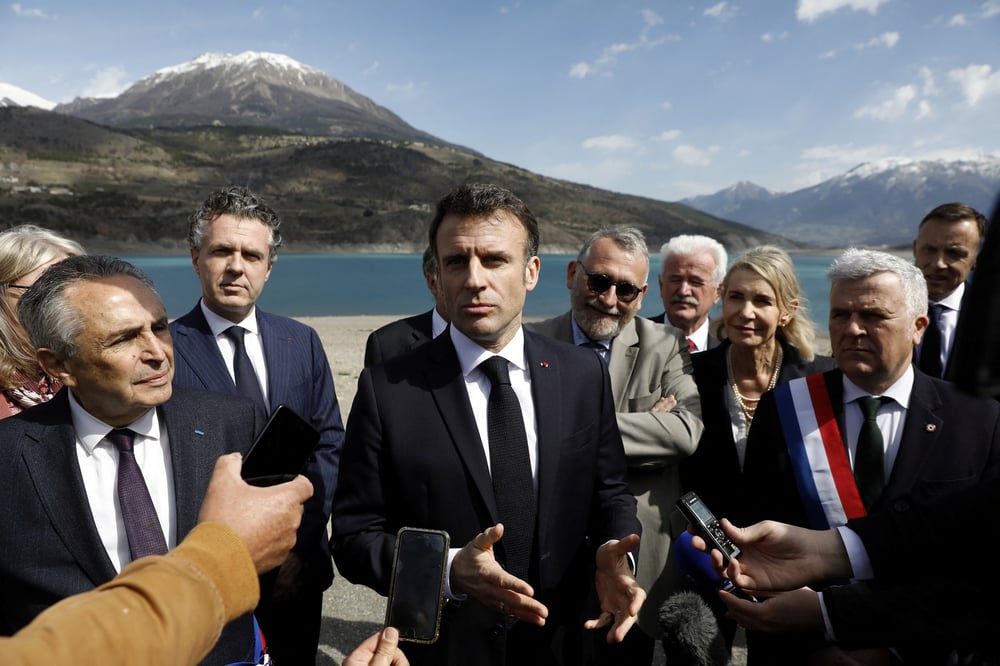 Photo du president de la republique francaise emmanuel macron