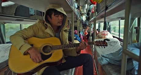 Jeunesse – Les tourments,de Wang Bing. 3 h 46. Sortie mercredi.