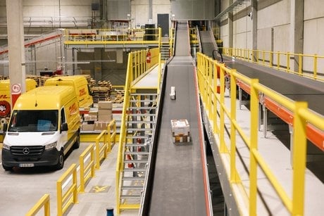 DHL
