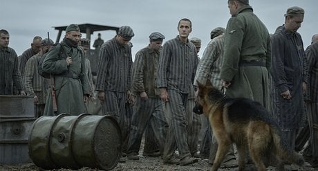 Le Tatoueur d'Auschwitz. À partir du 22 janvier à 21 h 10 sur M6. (Série)