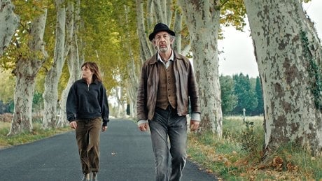 Ange, de Tony Gatlif avec Arthur H, Suzanne Aubert, Maria de Medeiros, Mathieu Amalric, Christine Citti. 1h 37min. Sortie mercredi.
