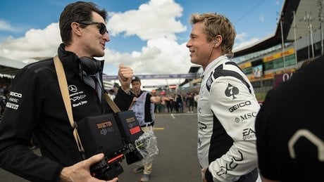 Joseph Kosinski et Brad Pitt sur le tournage du film.