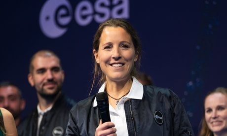 largeur, Sophie Adenot, ingénieure, astronaute, lieutenante-colonelle de l'Armée de l'air et de l'espace,