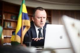 lee wight ministre environnement gabon