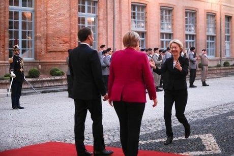 Macron et Merkel à Airbus