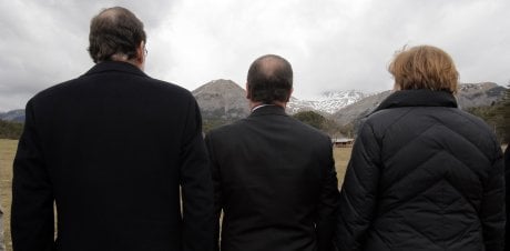 Crash Rajoy Merkel Hollande recueillement