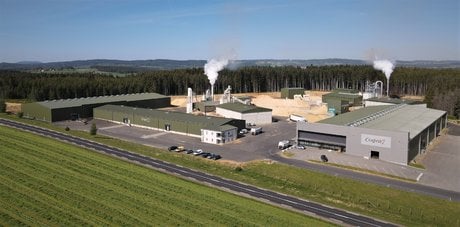 L'une des deux usines de Cogra (granulés de bois) en Haute-Loire, à Craponne-susr-Arzon.