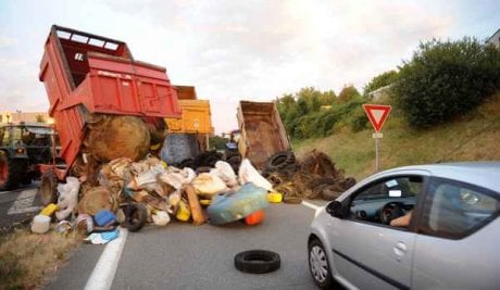 Agriculteur en colère A6