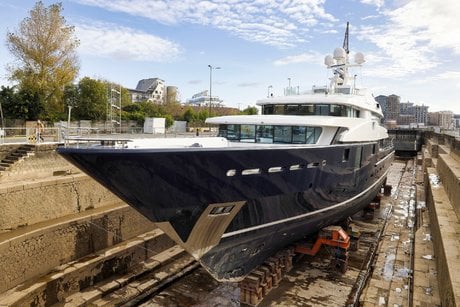 Yacht Port de Bordeaux
