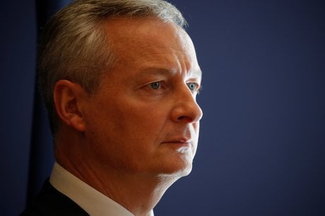 Coronavirus: le maire assure psa et renault de son soutien