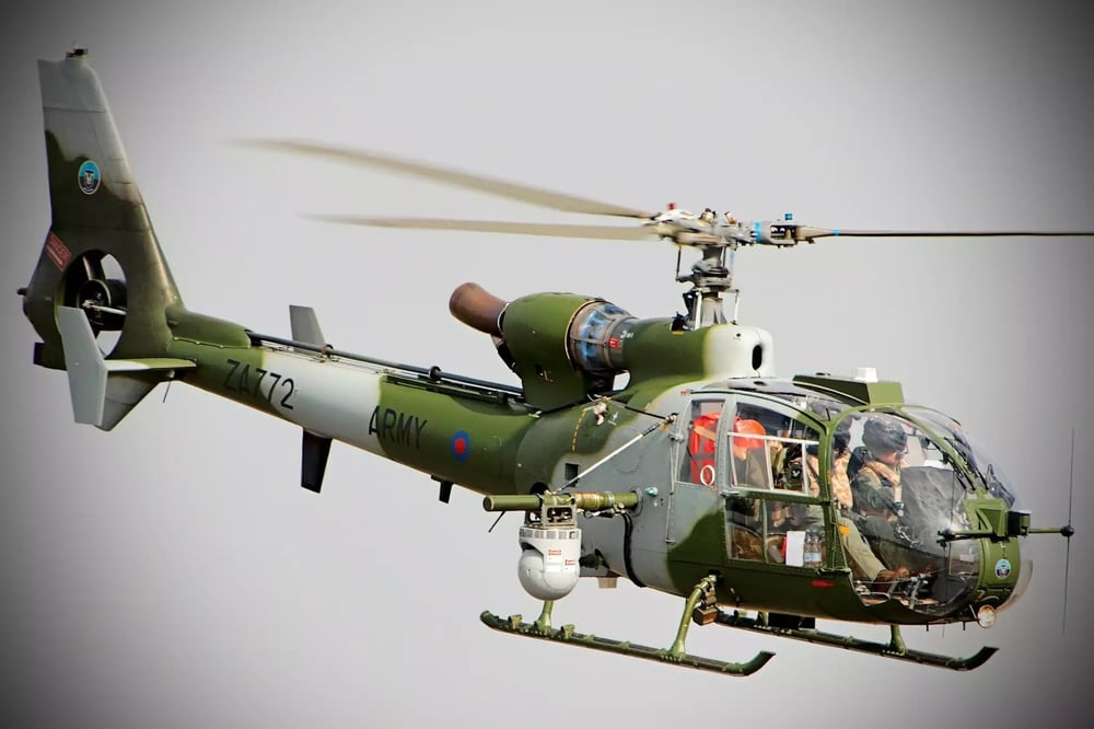Le Gazelle AH1 a été modifié pour pouvoir emporter une boule électro-optique Wescam MX-15 afin d'affiner ses capacités de reconnaissance.