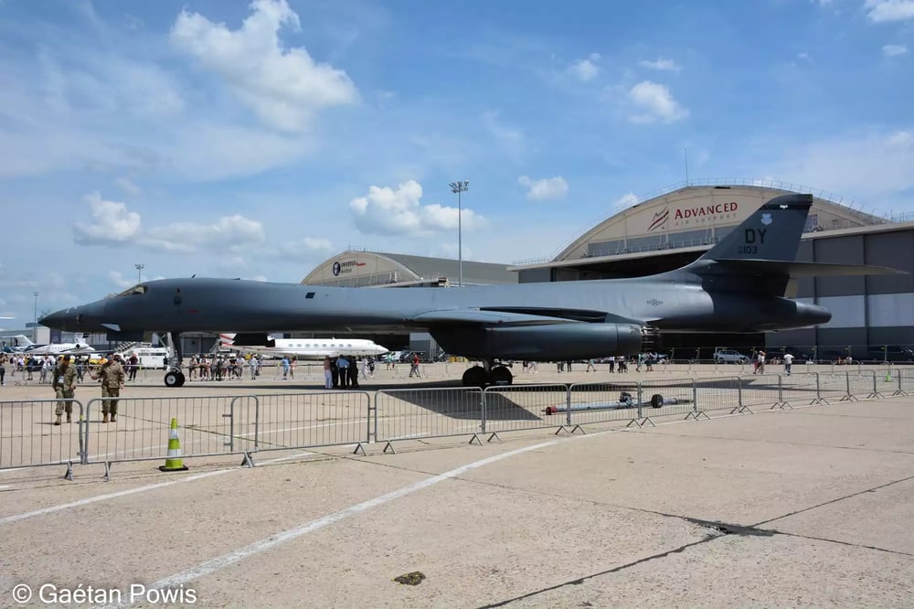 Bombardier stratégique américain B-1B Lancer lors du SIAE 2023 (Salon du Bourget).