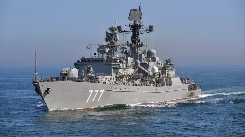 Frégate lance-missiles russe Yaroslav Mudry (777, classe Neustrashimy) lors d'un transit dans la Manche (20 avril 2018).