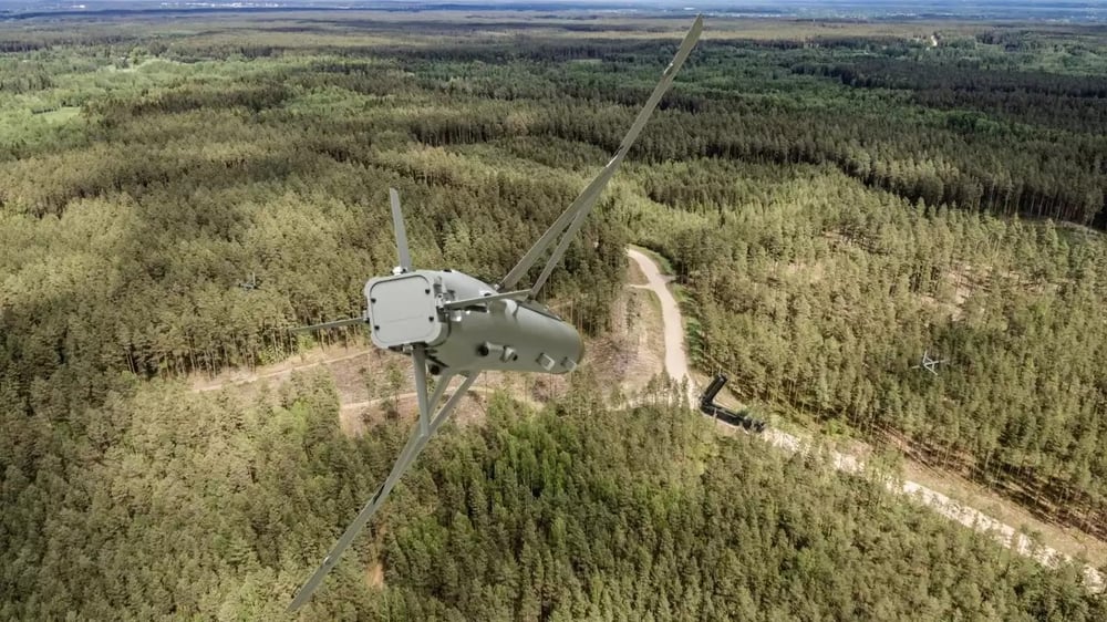 Démonstration de l’impact tous azimuts : tirées depuis le même lanceur terrestre, les trois SDB ont pourtant une trajectoire d’approche différente vers leur cible.