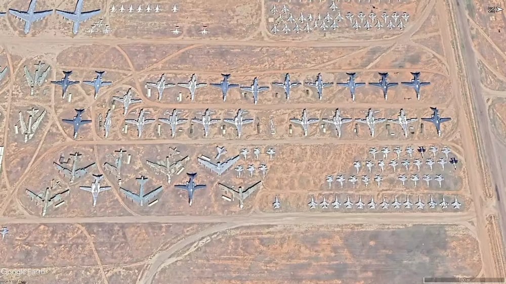Au 20 avril 2023, environ 10 B-1B Lancer étaient stockés en plutôt bon état à l'AMARG aux côtés d'autres appareils stockés ou d'épaves d'avions militaires américains.