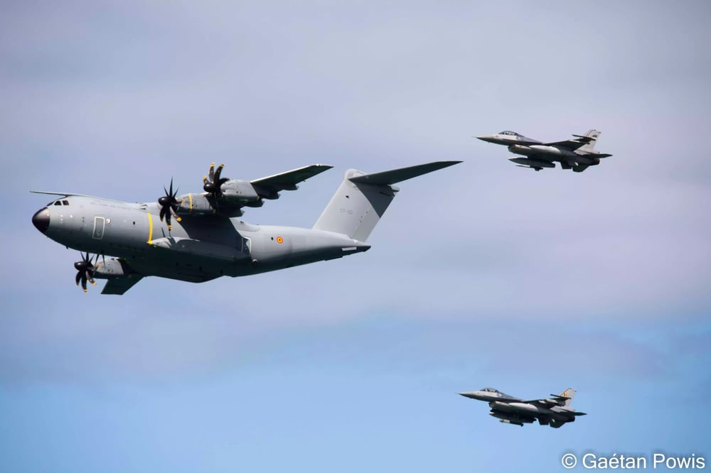 La Composante Air belge était également représentée lors du meeting aérien d'Arromanches avec 1 A400M et deux F-16AM (8 juin 2024).