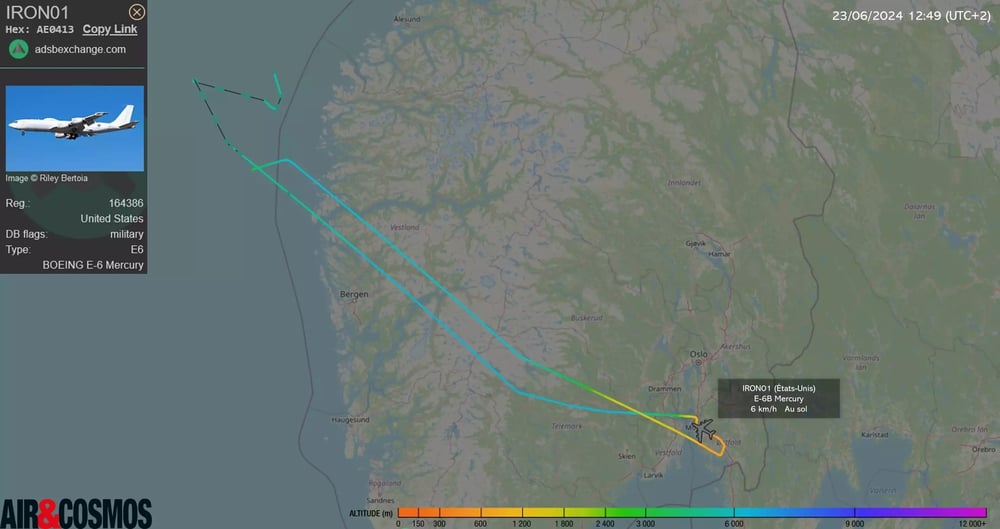 Entrainement de retransmission de messages radios par un E-6B Mercury de l'US Navy en mer de Norvège (23 juin 2024).