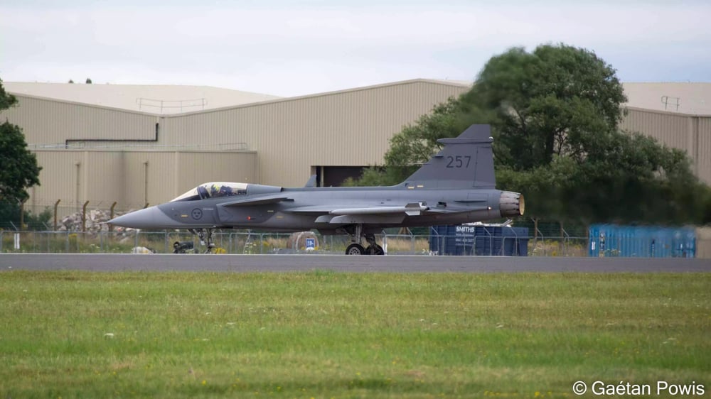 Gripen C suédois après sa démonstration aérienne durant le show aérien RIAT 2024.
