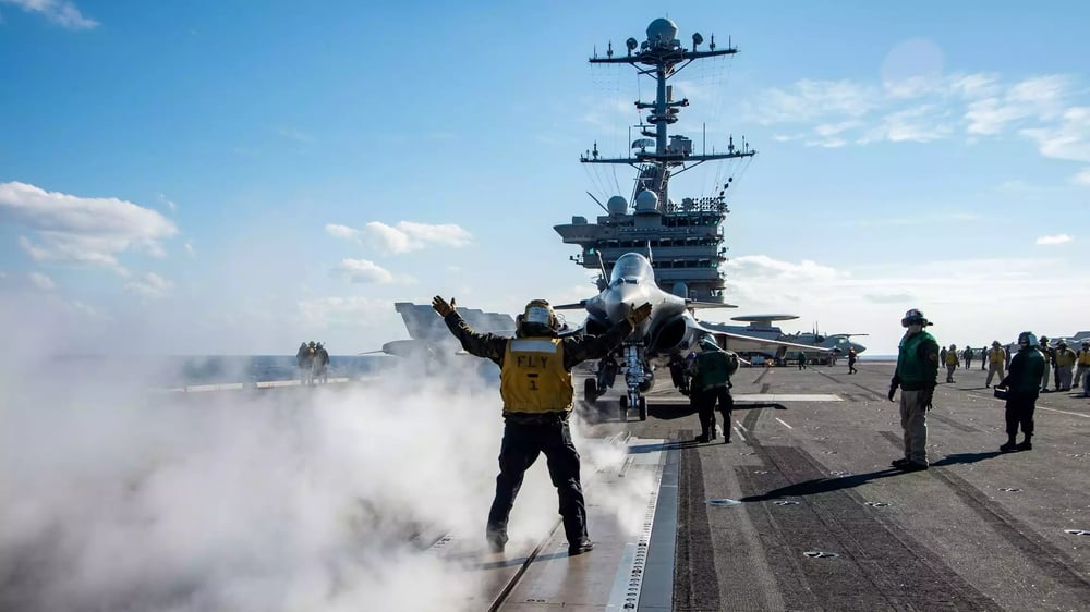 Rafale M (F3R) sur le porte-avions USS Harry S. Truman (CVN-75, classe Nimitz).
