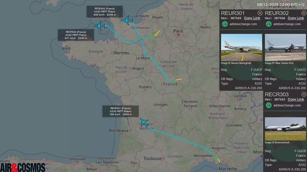 Un peu plus de 30 minutes après l'apparition du 1er Phénix, trois ravitailleurs se dirigent déjà vers la Bretagne dans le cadre de l'opération Poker 2025-04 (9 décembre 2025).