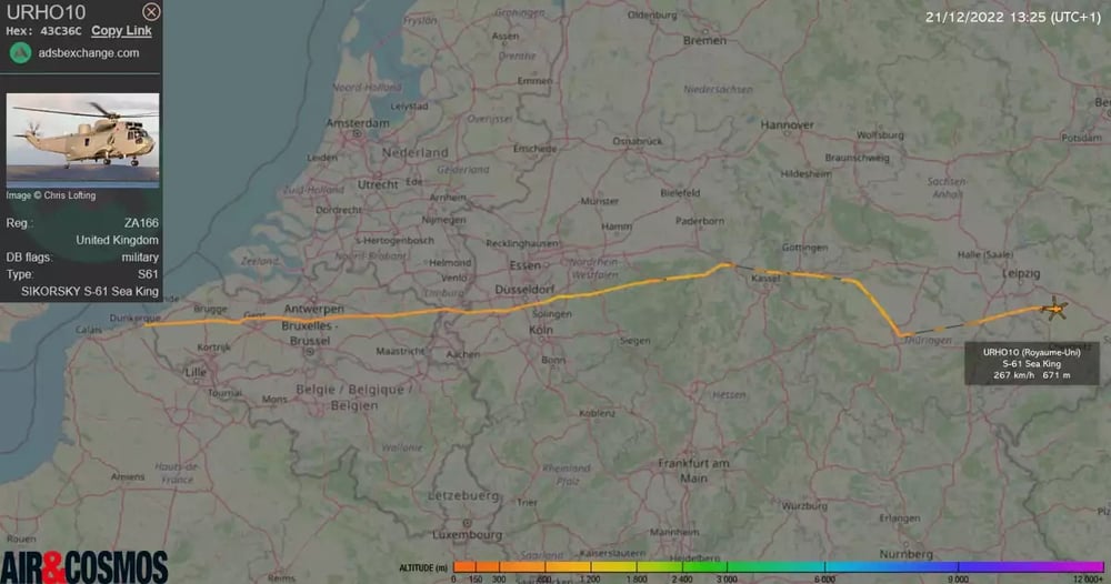 Transfert d'un des trois Sea King anglais vers l'Ukraine.