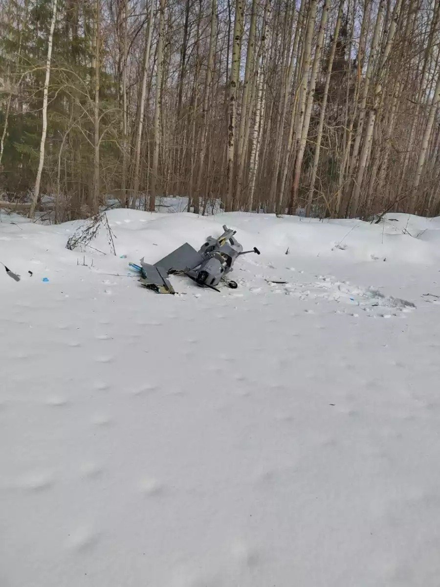 Lieu du crash du drone UJ-22 (de face).