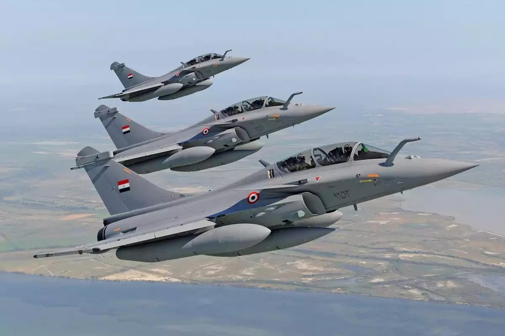 Trois Rafale DM égytpiens en vol.