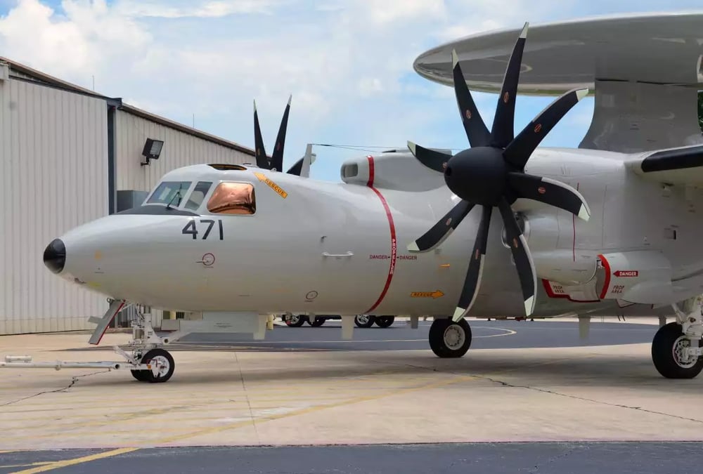 Premier AEW&C E-2D Hawkeye (n°471) de la JASDF.