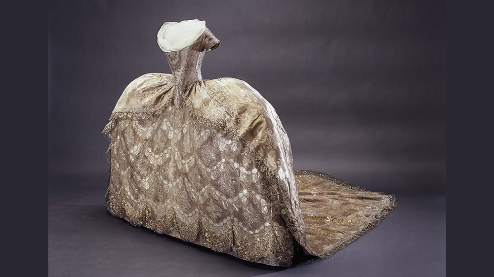 Robe de mariée de la duchesse Hedvig Elisabeth Charlotta, future reine de Suède.