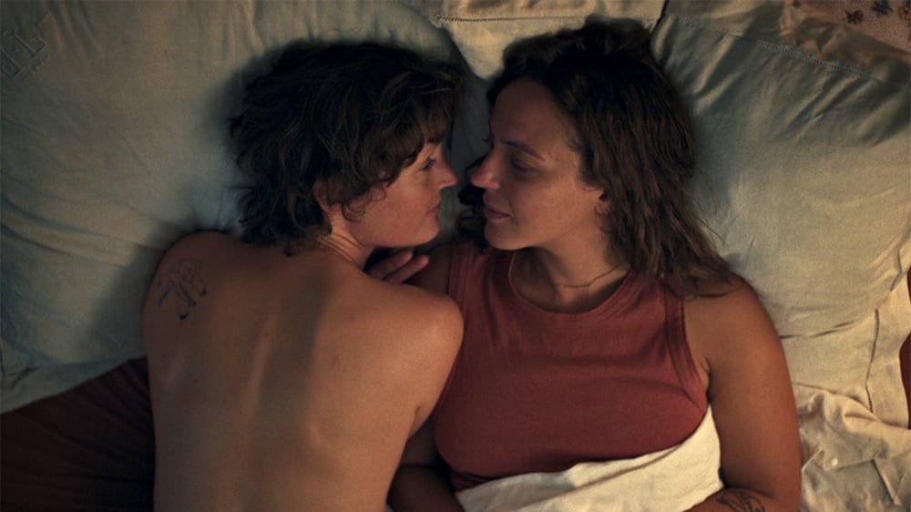 « Love Me Tender », d’Anna Cazenave Cambet, avec Vicky Krieps, Monia Chokri, Antoine Reinartz, Viggo Ferreira-Redier, Féodor Atkine. 2h13. Sortie mercredi.