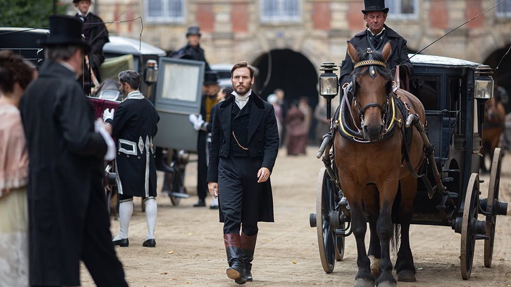 Le Comte de Monte-Cristo, quatre épisodes déjà disponibles sur la plateforme France.tv. Sur France 2 à partir du 26 décembre à 21 h 10.