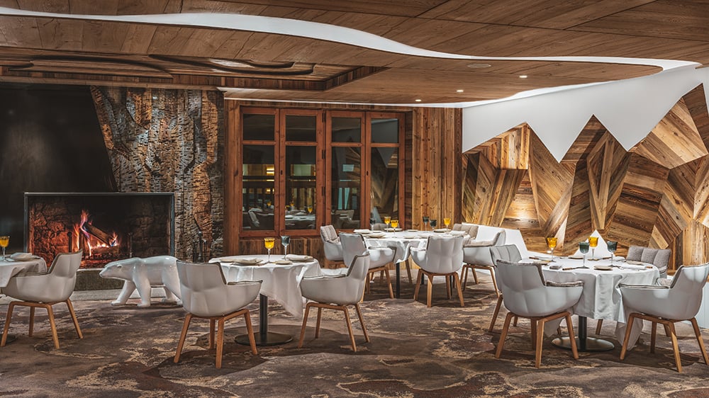 Le restaurant haut de gamme Les Barmes de l'Ours.