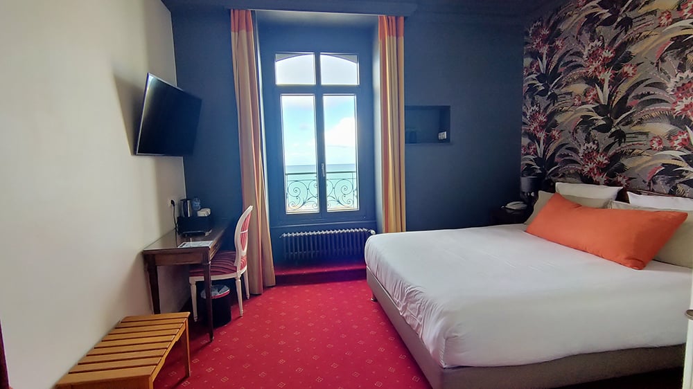 L’hôtel France et Chateaubriand, situé au cœur du quartier historique de Saint-Malo.