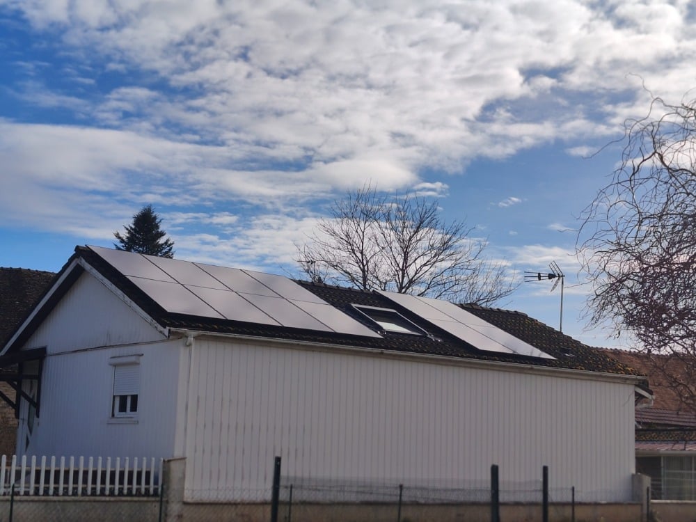 Photo Écologie suit un processus rigoureux et personnalisé pour l’installation des panneaux solaires.