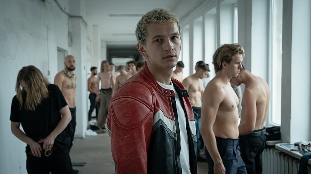 Proud, saison 1.