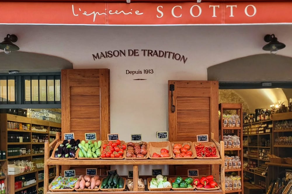 L'épicerie Scotto à Saint-Florent.