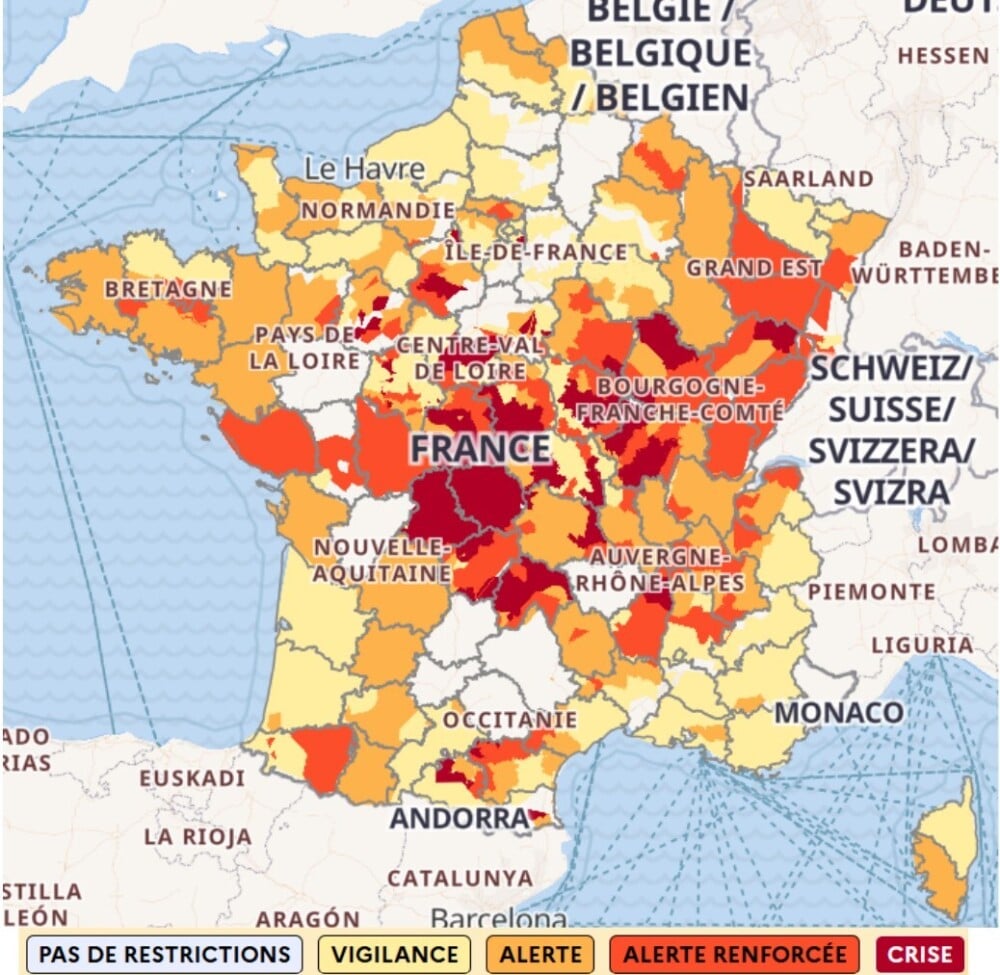Situation nationale par département en matière d'eau potable au 13 juillet 2026.
